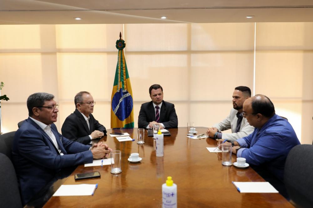 Reunião sobre dependência química em Brasília