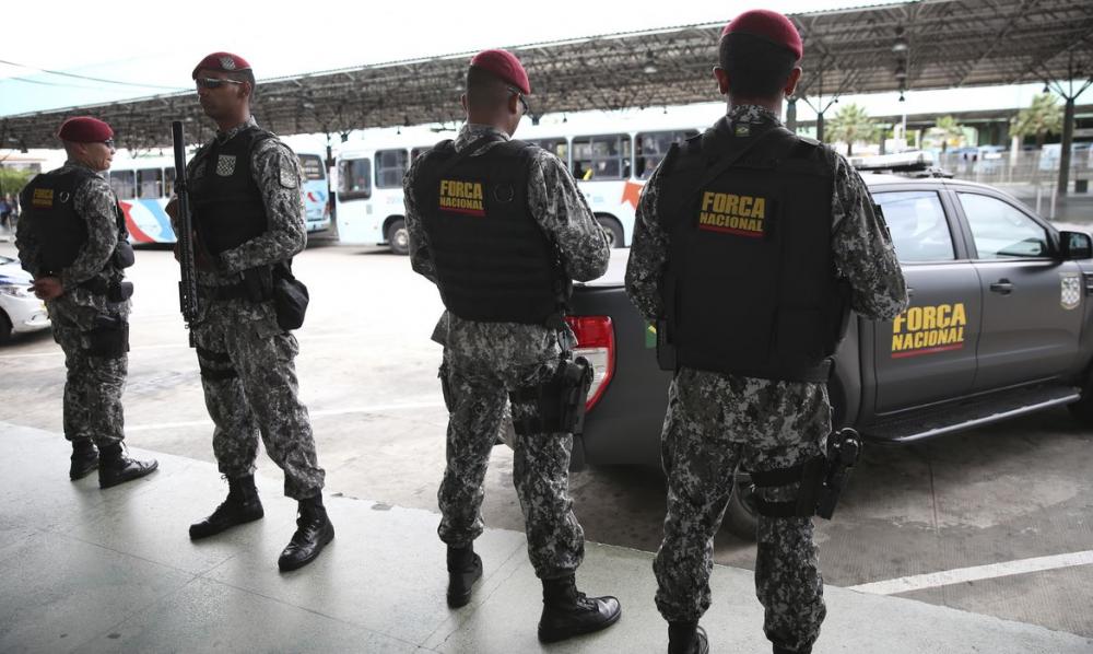 Militares da Força Nacional.