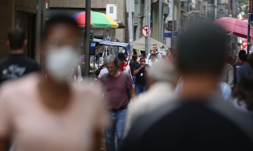 Mortes por Covid-19 assustaram o mundo nos anos de 2020 e 2021