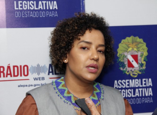 Deputada Lívia Duarte: Ameaças covardes