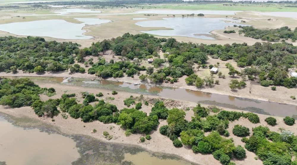 Santarém decreta emergência por seca que ameaça abastecimento de água e isola ribeirinhos
