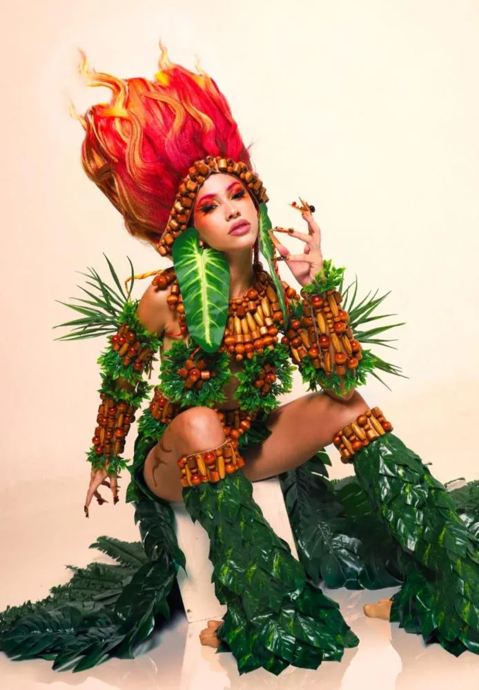 Theulyn Reis leva a lenda do Curupira ao baile de Halloween da Sephora e destaca a cultura amazônica